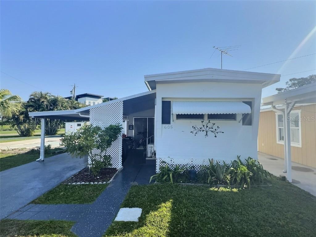 770 32nd Ave. #605, St Petersburg, FL 33705