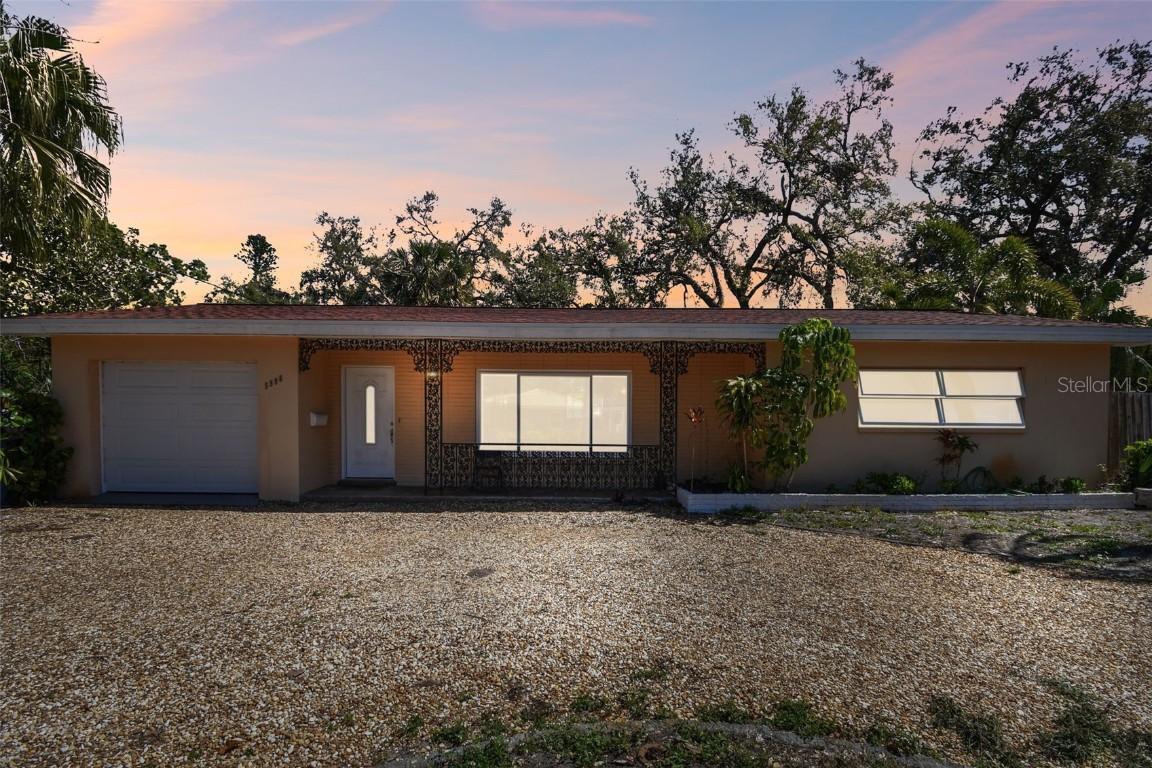 5998 Grove St., St Petersburg, FL 33705