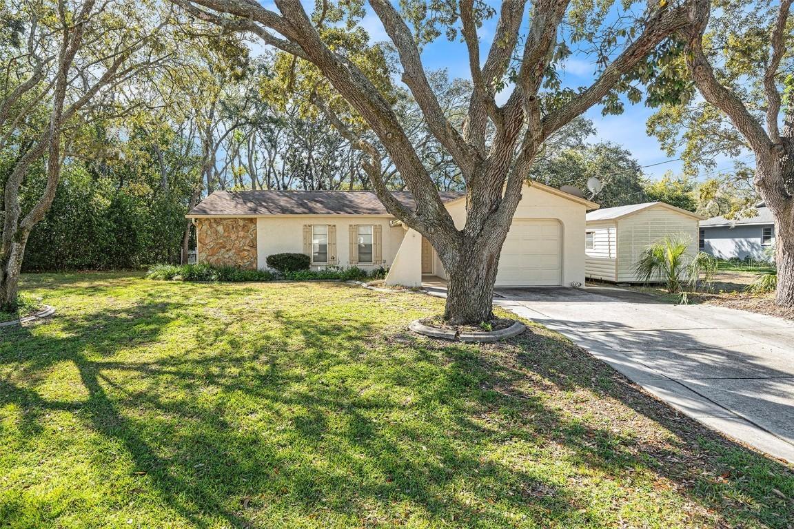 2258 Waterfall Dr., Spring Hill, FL 34608