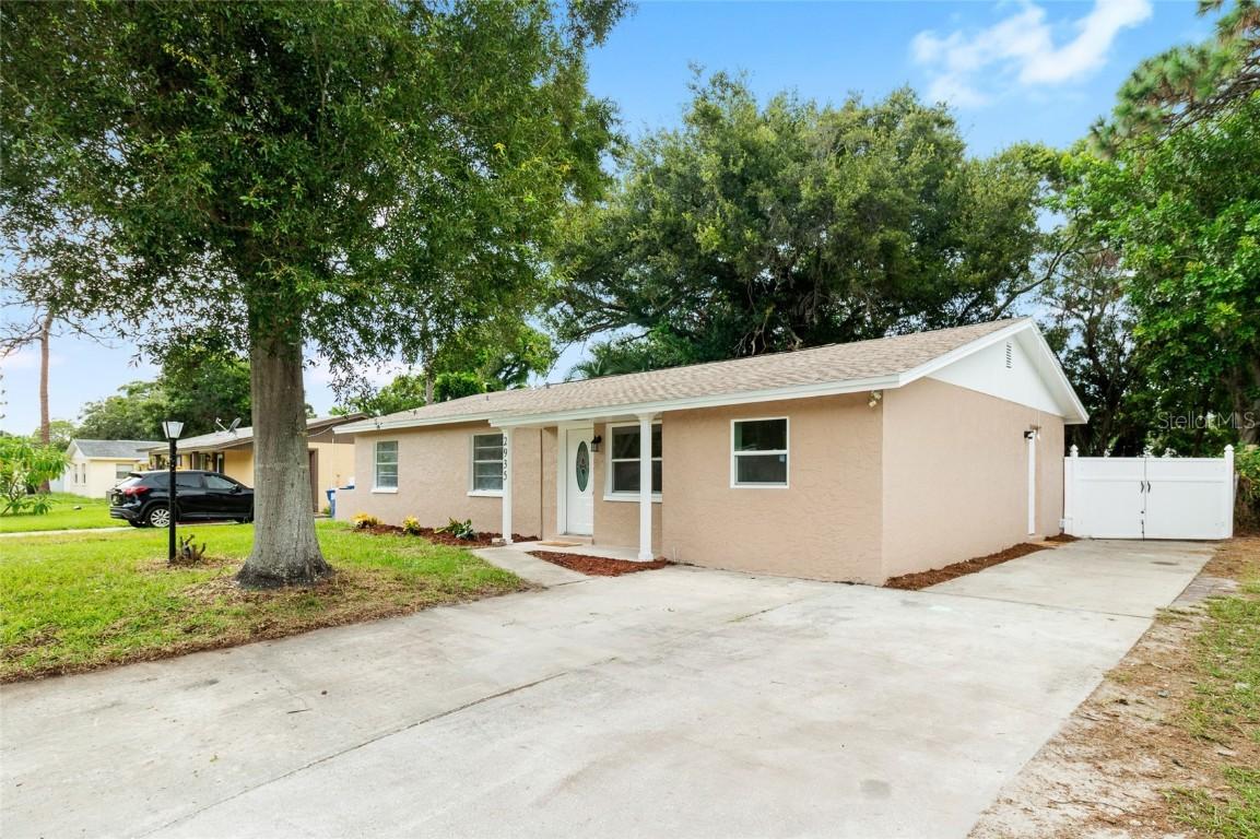 2935 47th Ave., St Petersburg, FL 33712