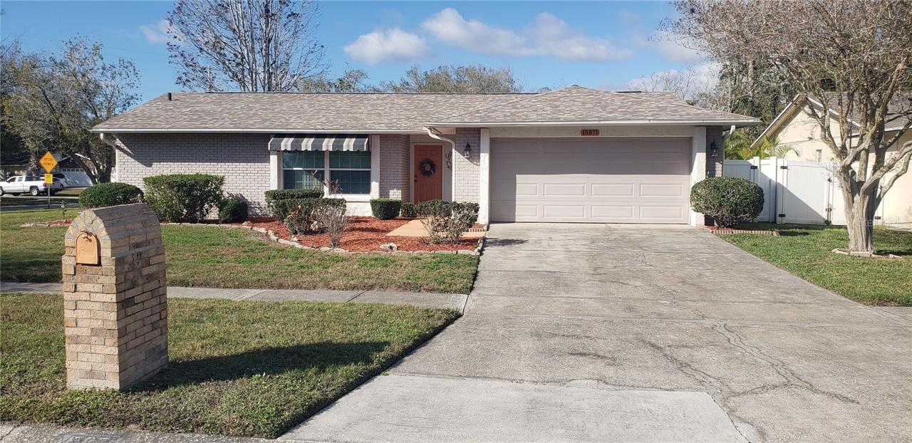 15871 Country Lake Dr, Tampa, FL 33624