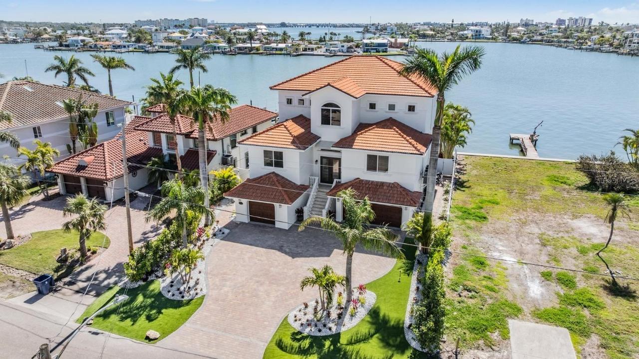 16327 Redington Dr., Redington Beach, FL 33708