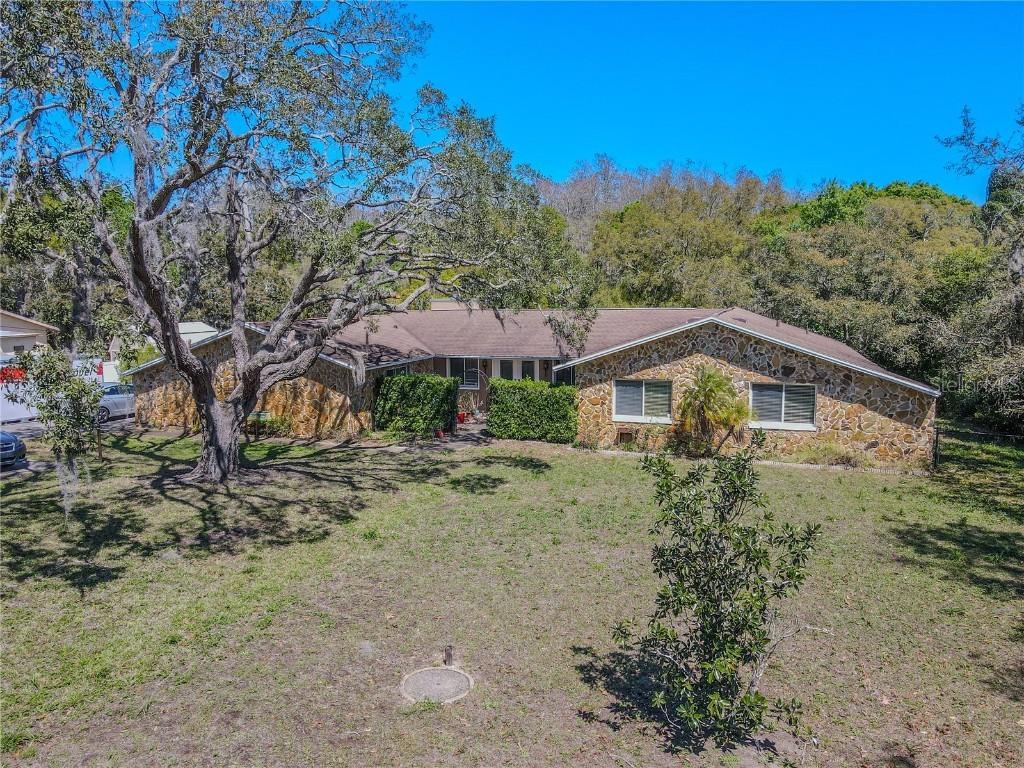 10100 Grove Dr., Port Richey, FL 34668