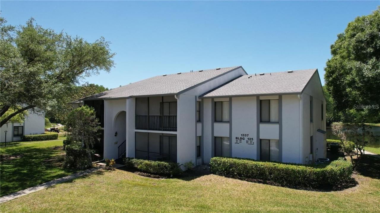 1337 Pine Ridge Cir. #D2, Tarpon Springs, FL 34688