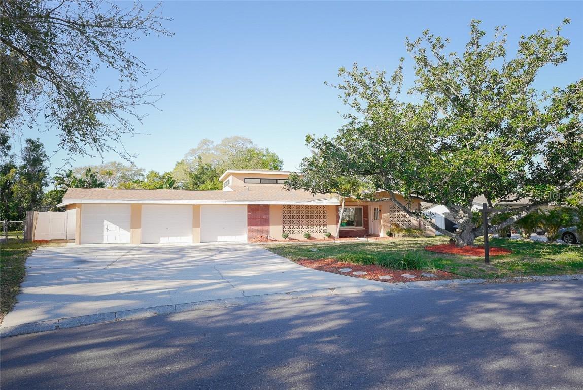 1712 Faulds Rd., Clearwater, FL 33756