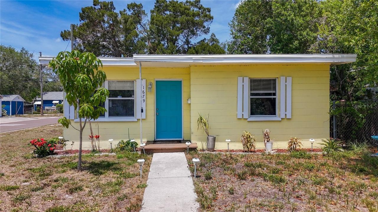 1679 29th Ave., St Petersburg, FL 33713