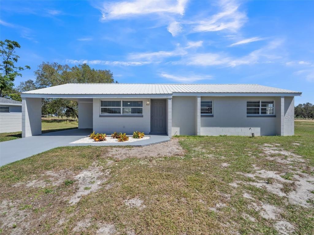 45 Queens Ct., Frostproof, FL 33843