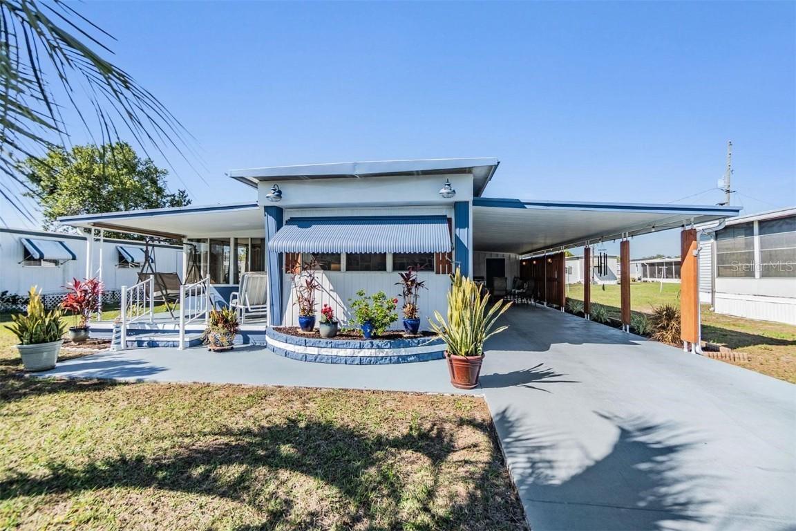 37235 Cora Ave., Zephyrhills, FL 33542