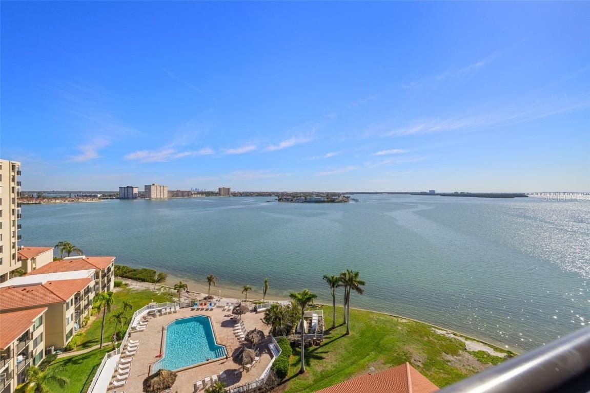 6372 Palma Del Mar Blvd. #1007, St Petersburg, FL 33715