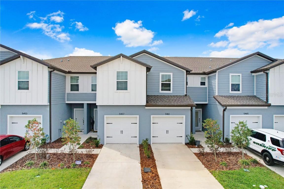 5461 Elmview Crossing, Wesley Chapel, FL 33545