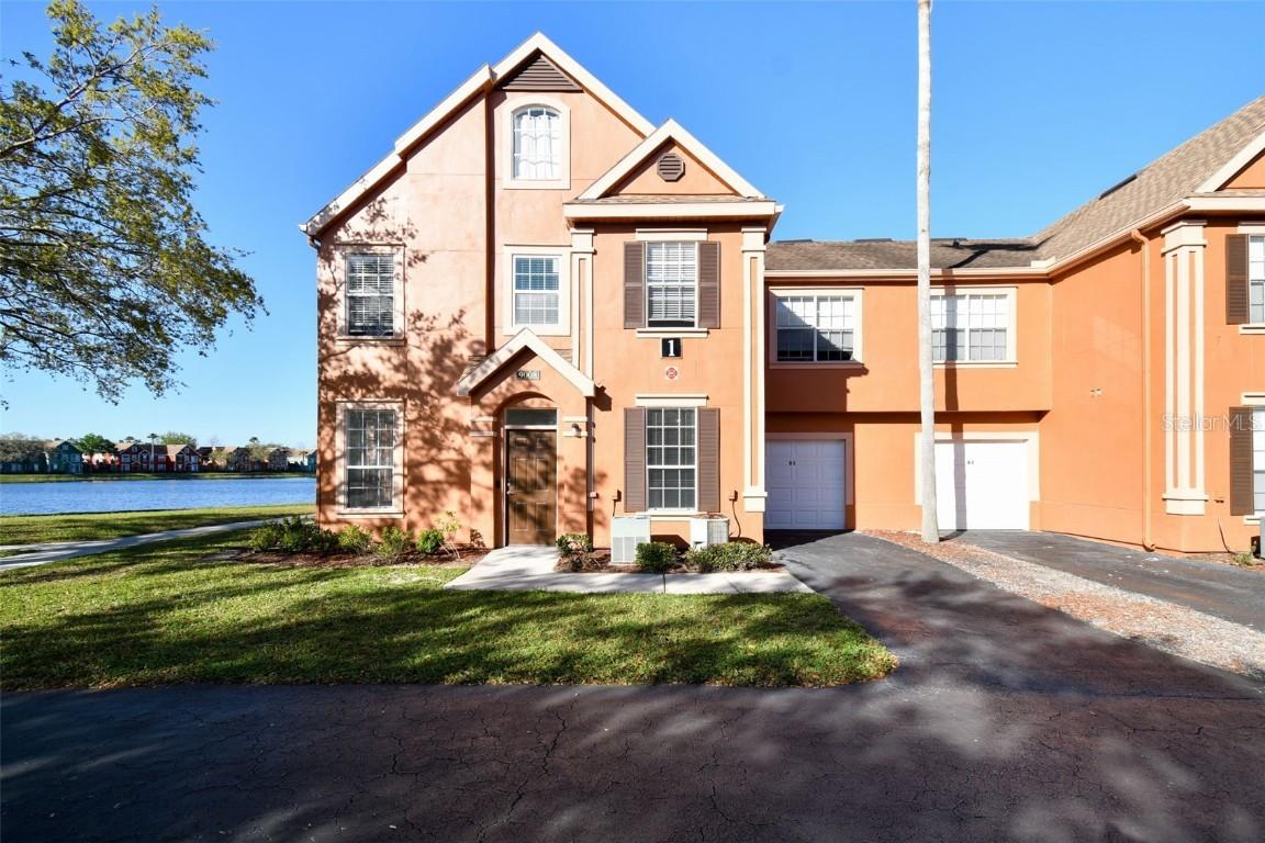 9008 Lake Chase Island Way, Tampa, FL 33626