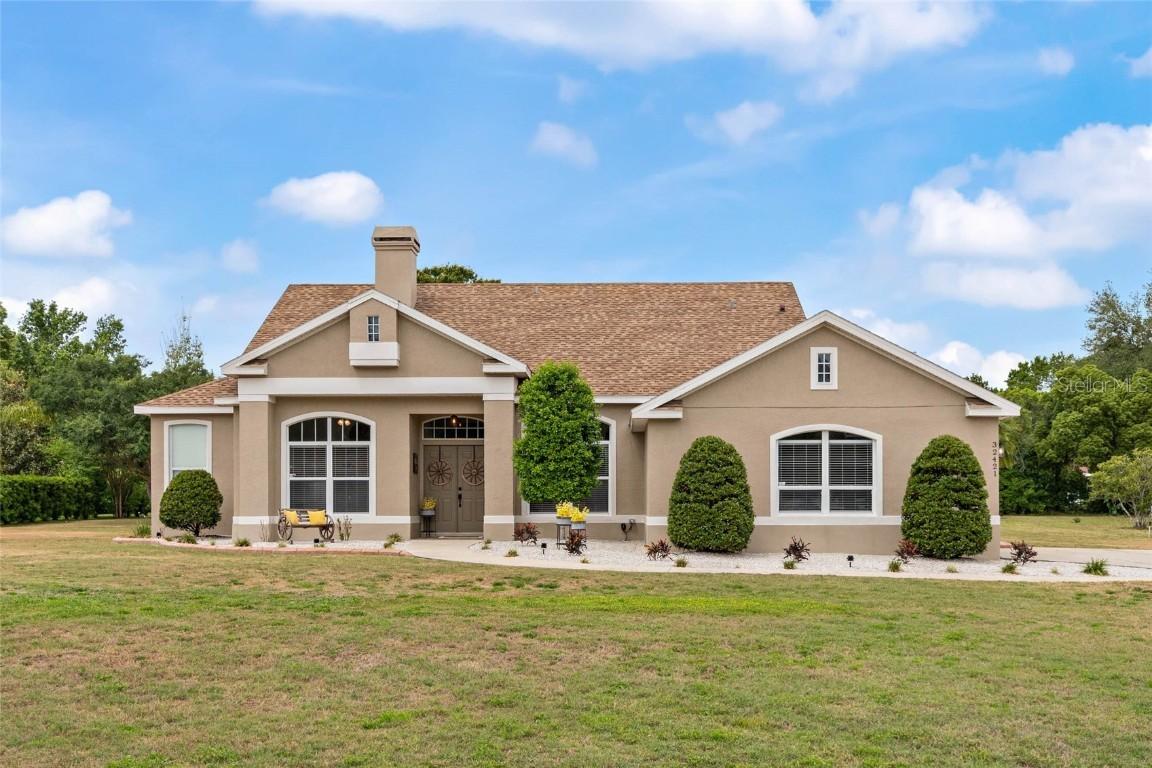 32421 Wolfs Tr., Sorrento, FL 32776
