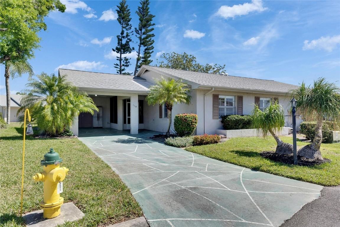 119 Glendower Cir. #269, Sun City Center, FL 33573