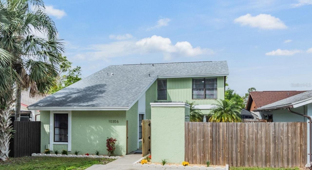 10306 Green Grove Pl., Tampa, FL 33624