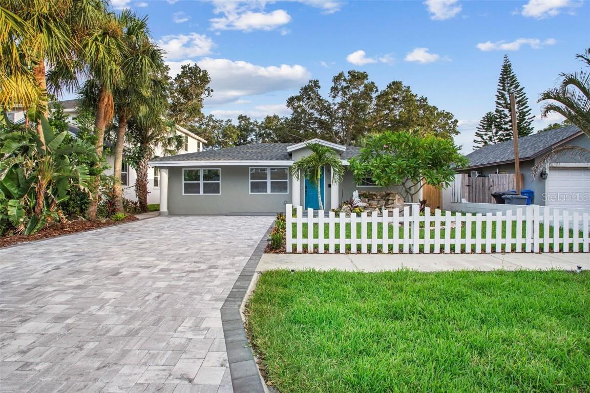 8038 27th Ave., St Petersburg, FL 33710