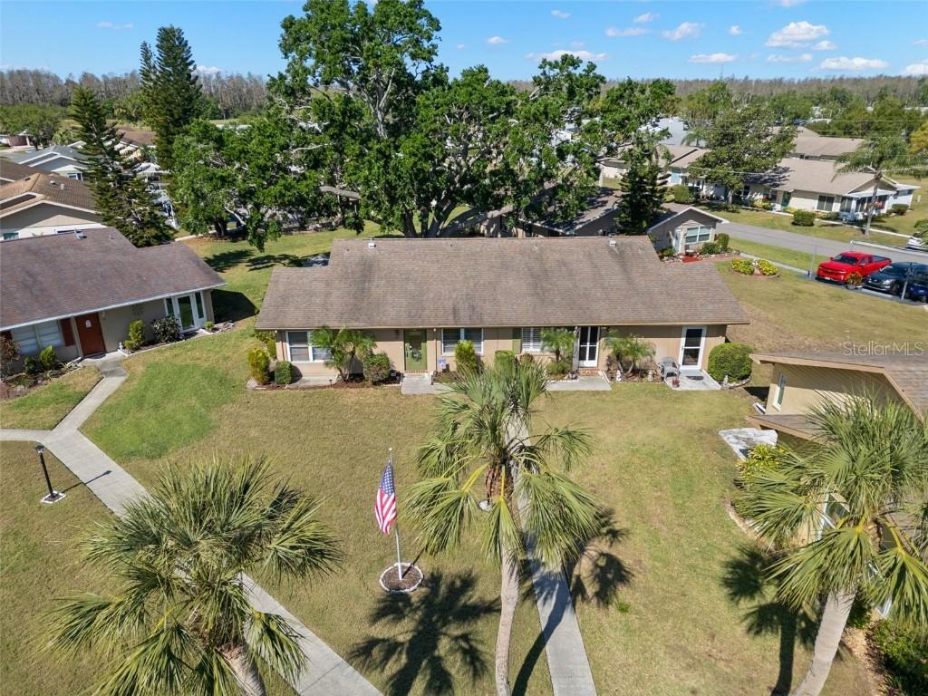 1904 Canterbury Ln. #27, Sun City Center, FL 33573