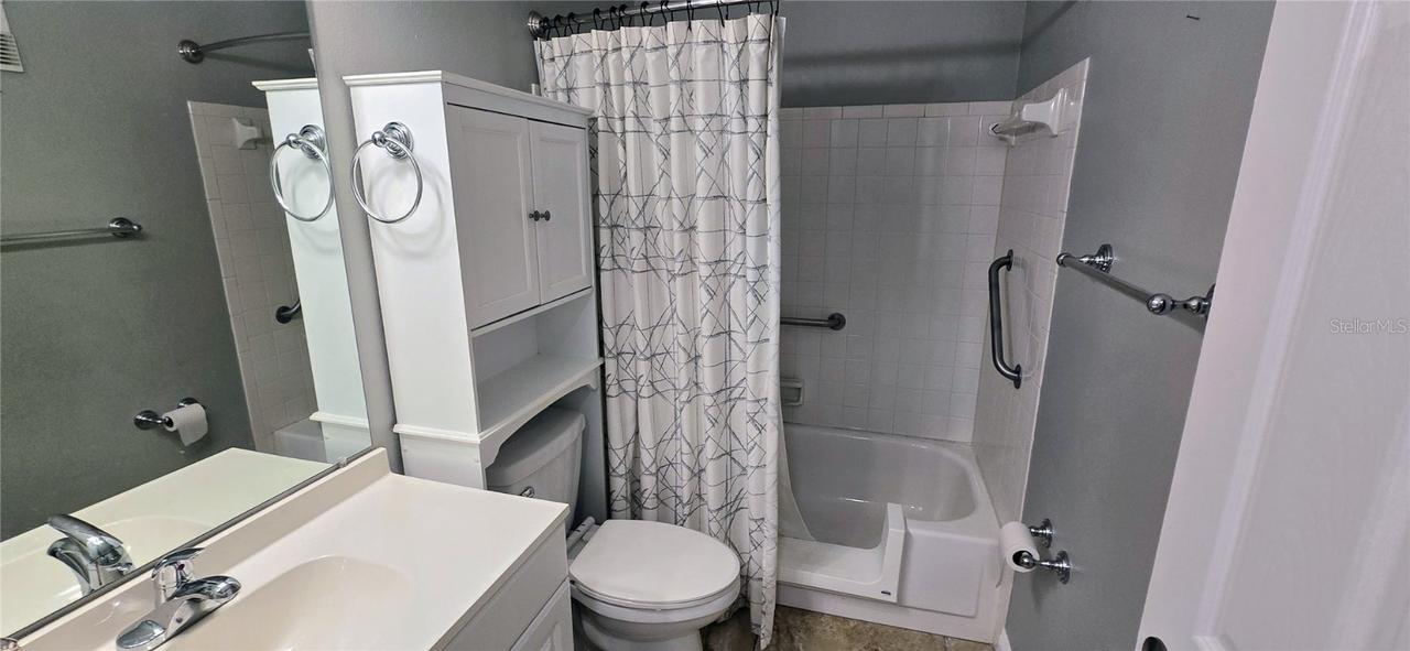 5725 80th St. #107, St Petersburg, FL 33709