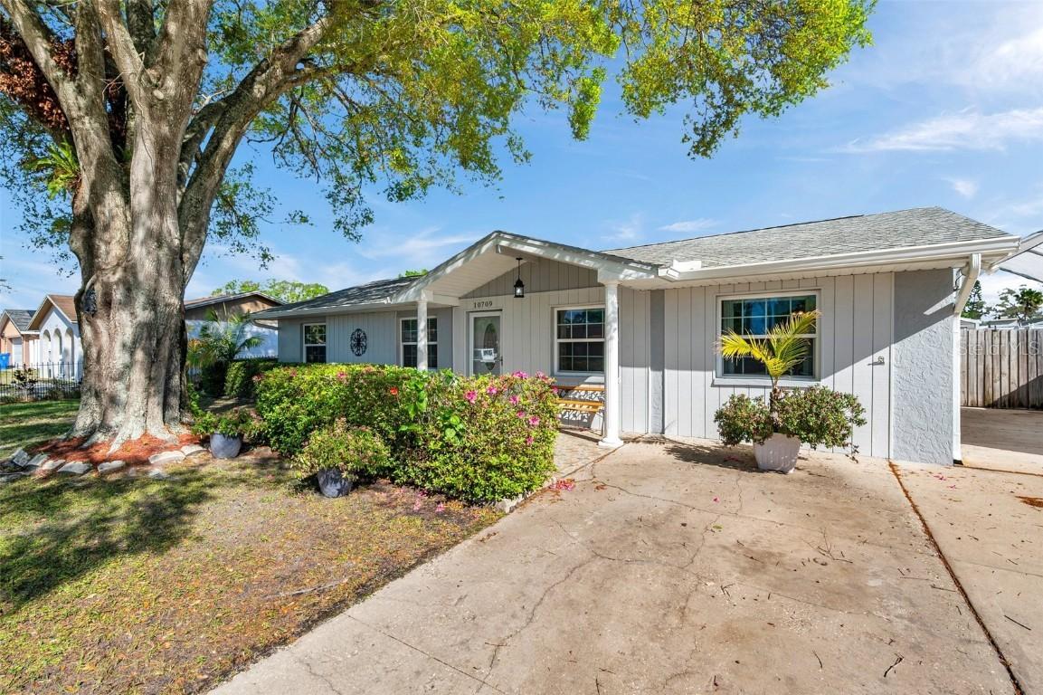 10709 Airview Dr., Tampa, FL 33625