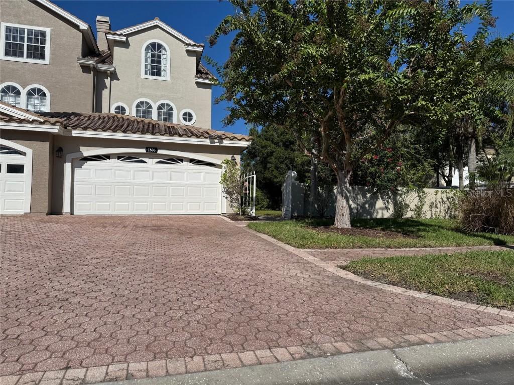 1806 Lago Vista Blvd., Palm Harbor, FL 34685