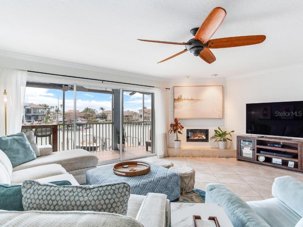 545 Pinellas Bayway #108, St Petersburg, FL 33715