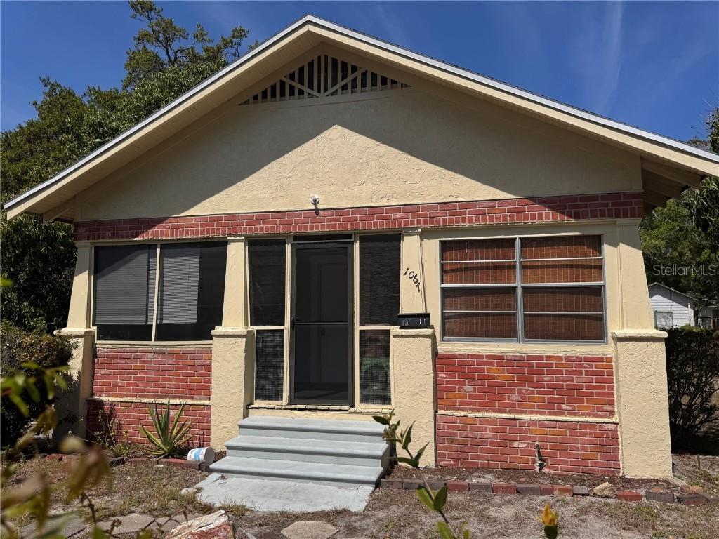 1067 15th Ave., St Petersburg, FL 33705
