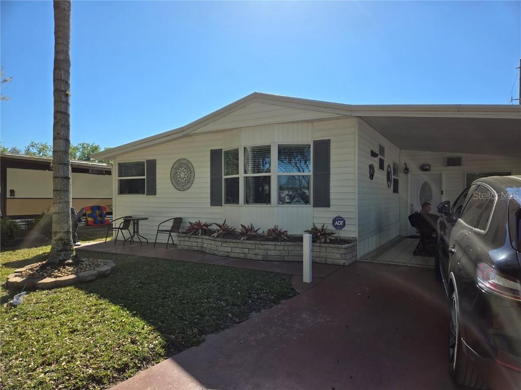 6253 Parksend Ln., Zephyrhills, FL 33542