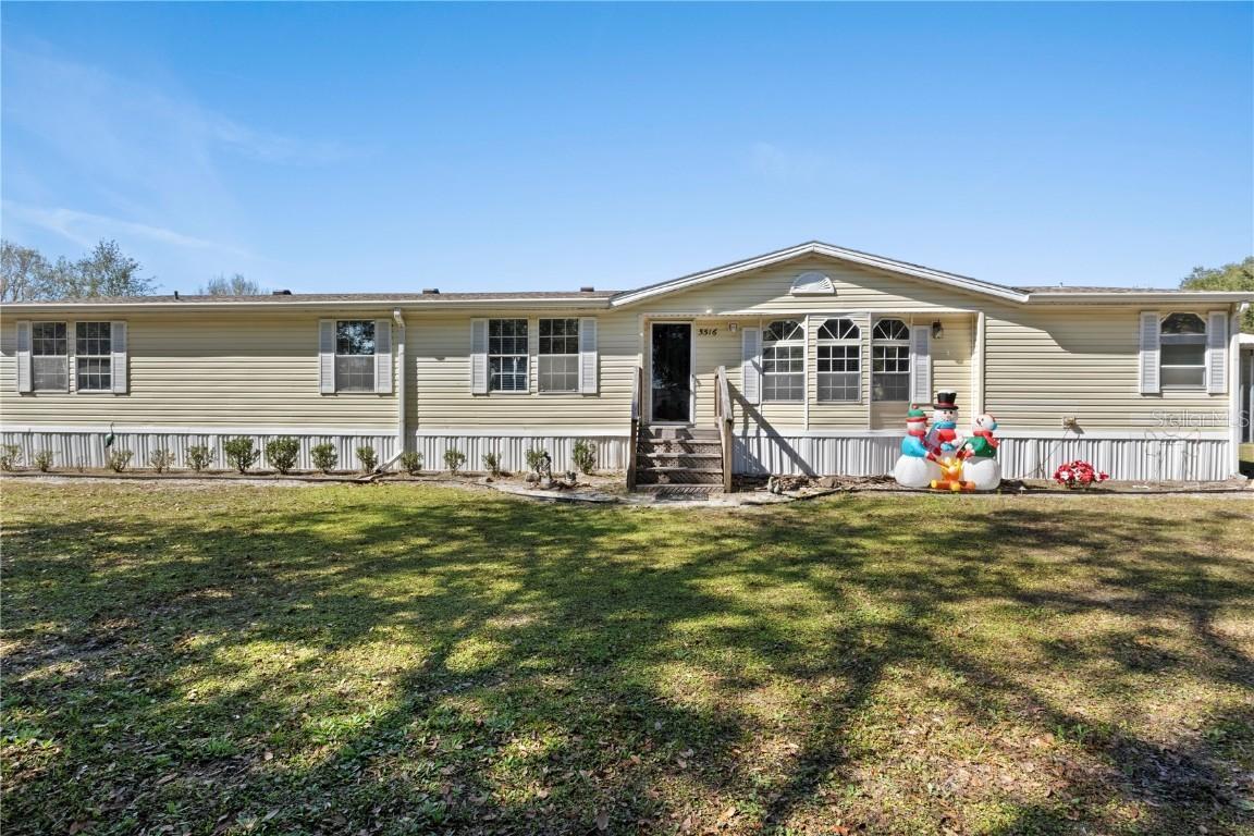 5516 Blackwater Dr., Lakeland, FL 33810