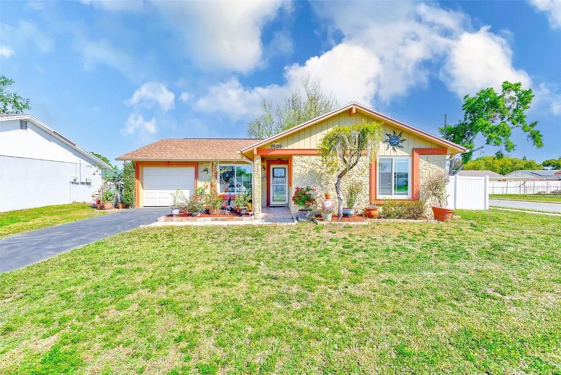 7509 Mitchell Ranch Rd., New Port Richey, FL 34655