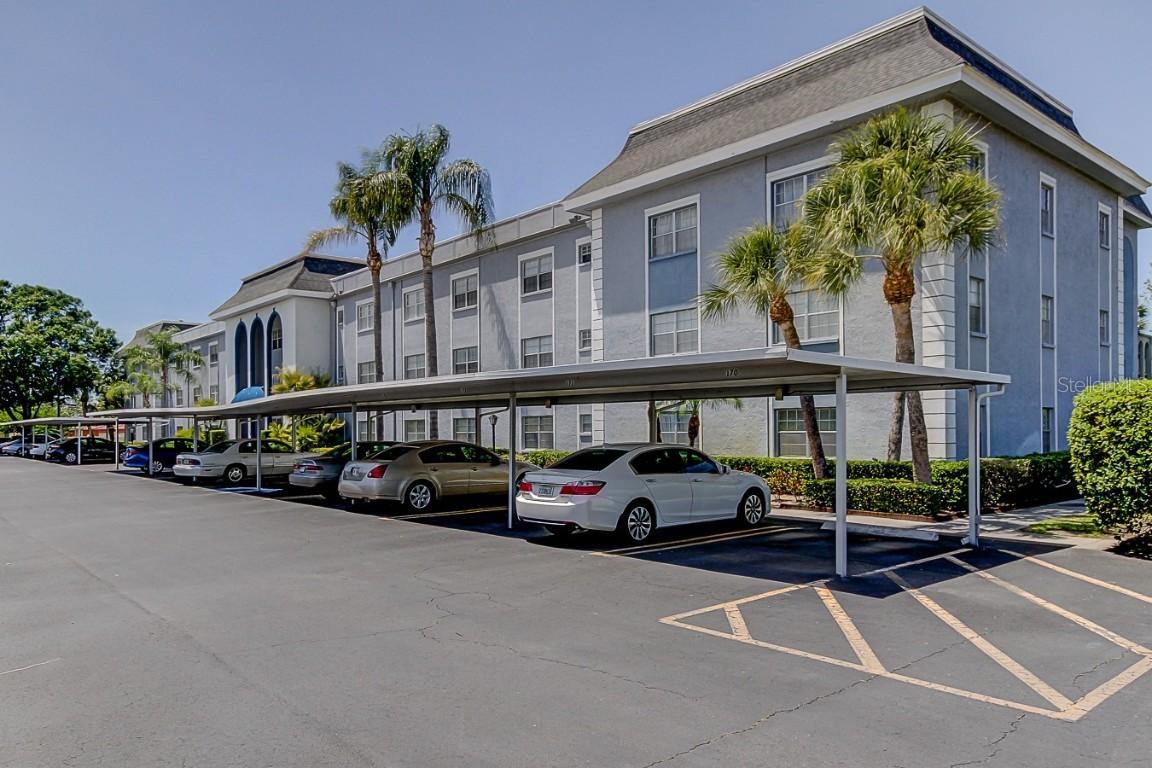 1706 Belleair Forest Dr. #326, Belleair, FL 33756