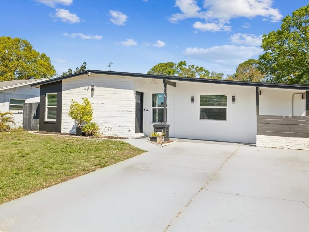 6508 S West Shore Cir., Tampa, FL 33616
