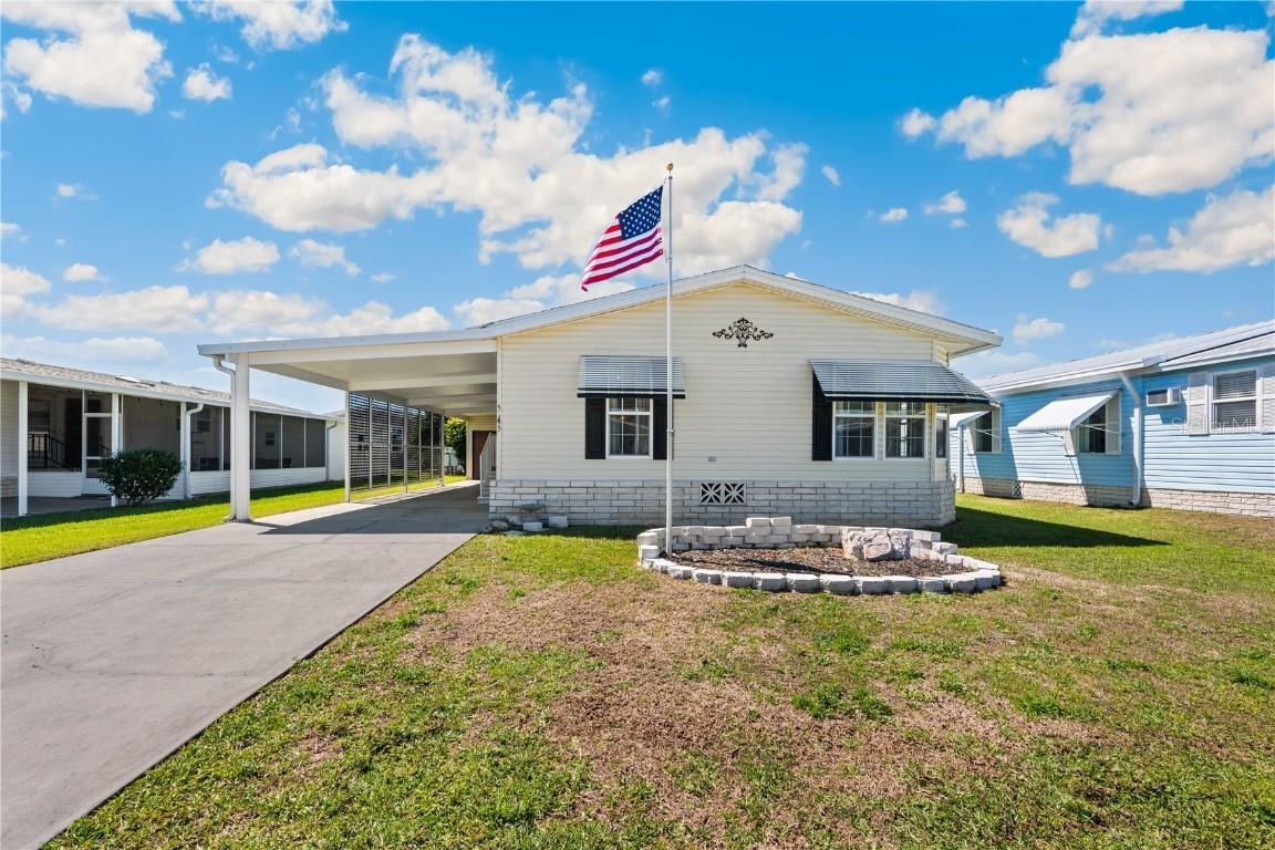 5745 Pawnee St., Zephyrhills, FL 33542