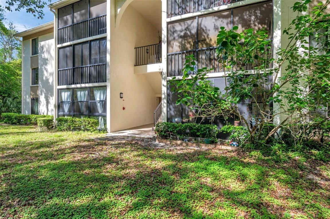 1398 Shady Pine Way #H2, Tarpon Springs, FL 34688