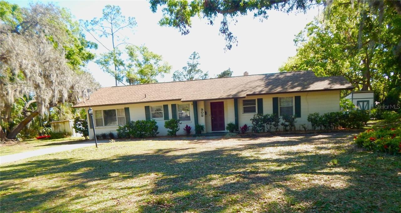 908 N Knight St., Plant City, FL 33563