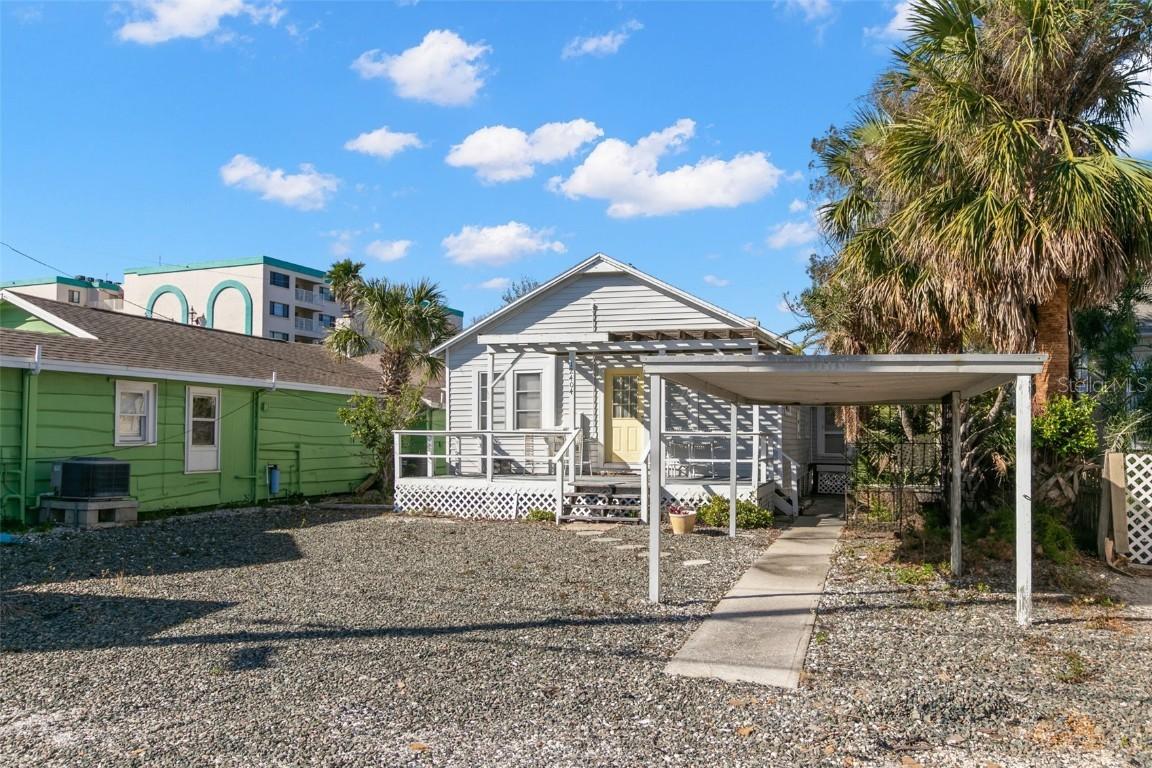 12404 Sunshine Ln., Treasure Island, FL 33706