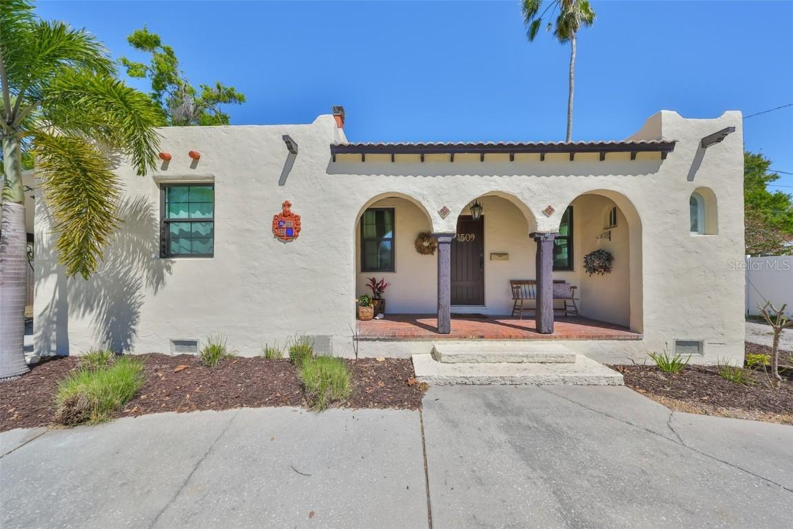 4509 10th Ave., St Petersburg, FL 33713
