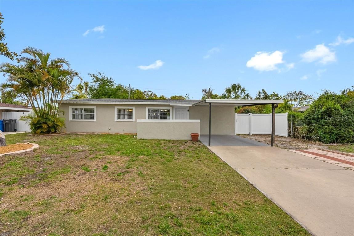 5103 Town N Country Blvd., Tampa, FL 33615