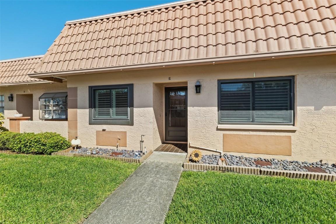 19029 Us Highway 19 #27E, Clearwater, FL 33764