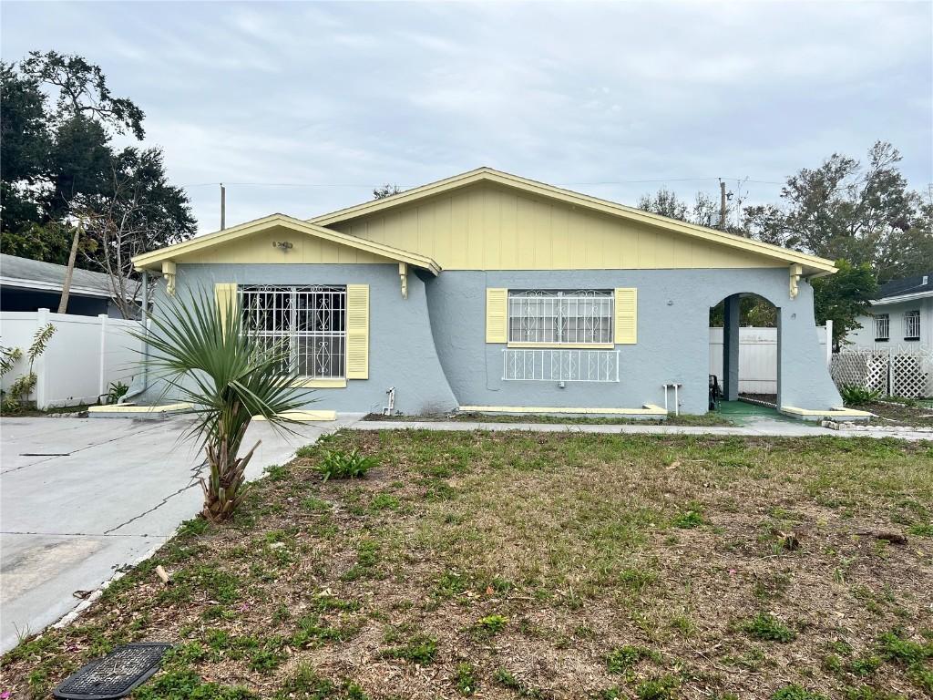2944 W Beach St., Tampa, FL 33607