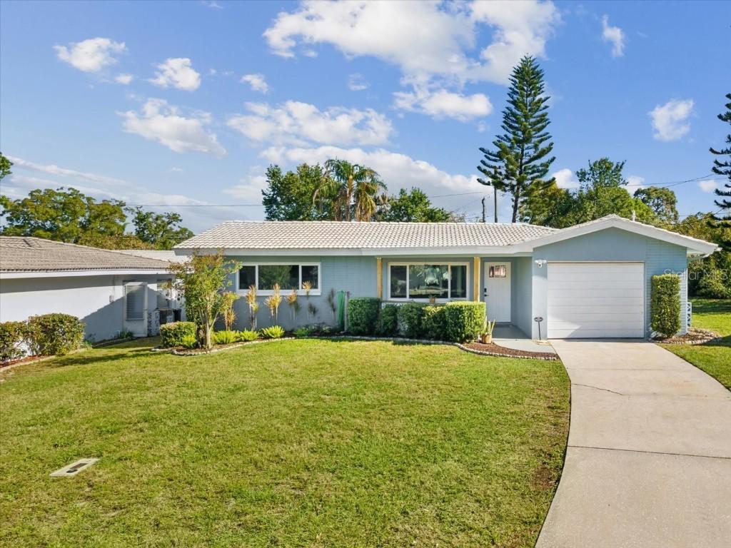 2028 Pine Ridge Dr., Clearwater, FL 33763