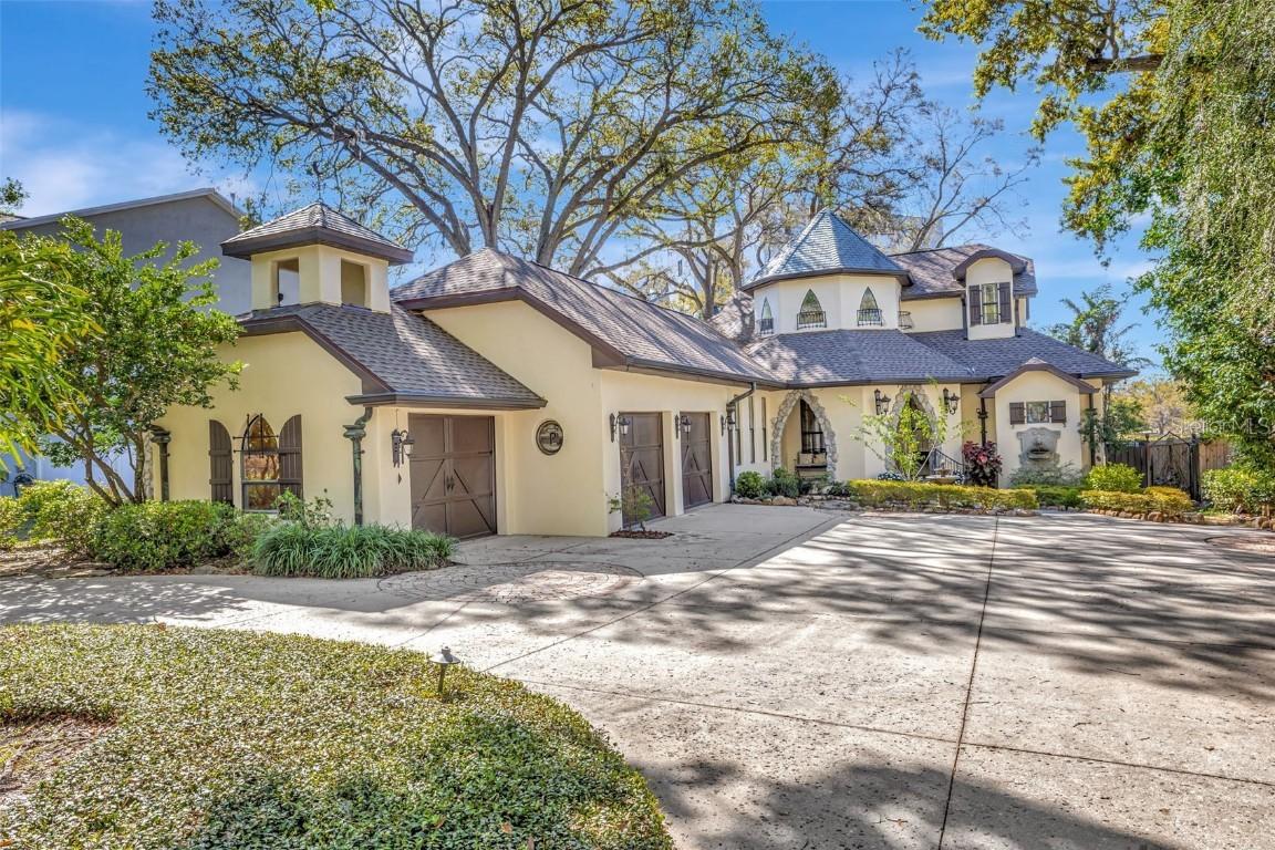 1108 W Charter St., Tampa, FL 33602
