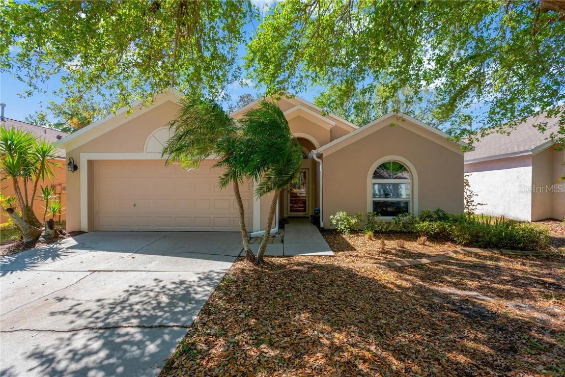 7607 Wiltshire Park Pl., Apollo Beach, FL 33572