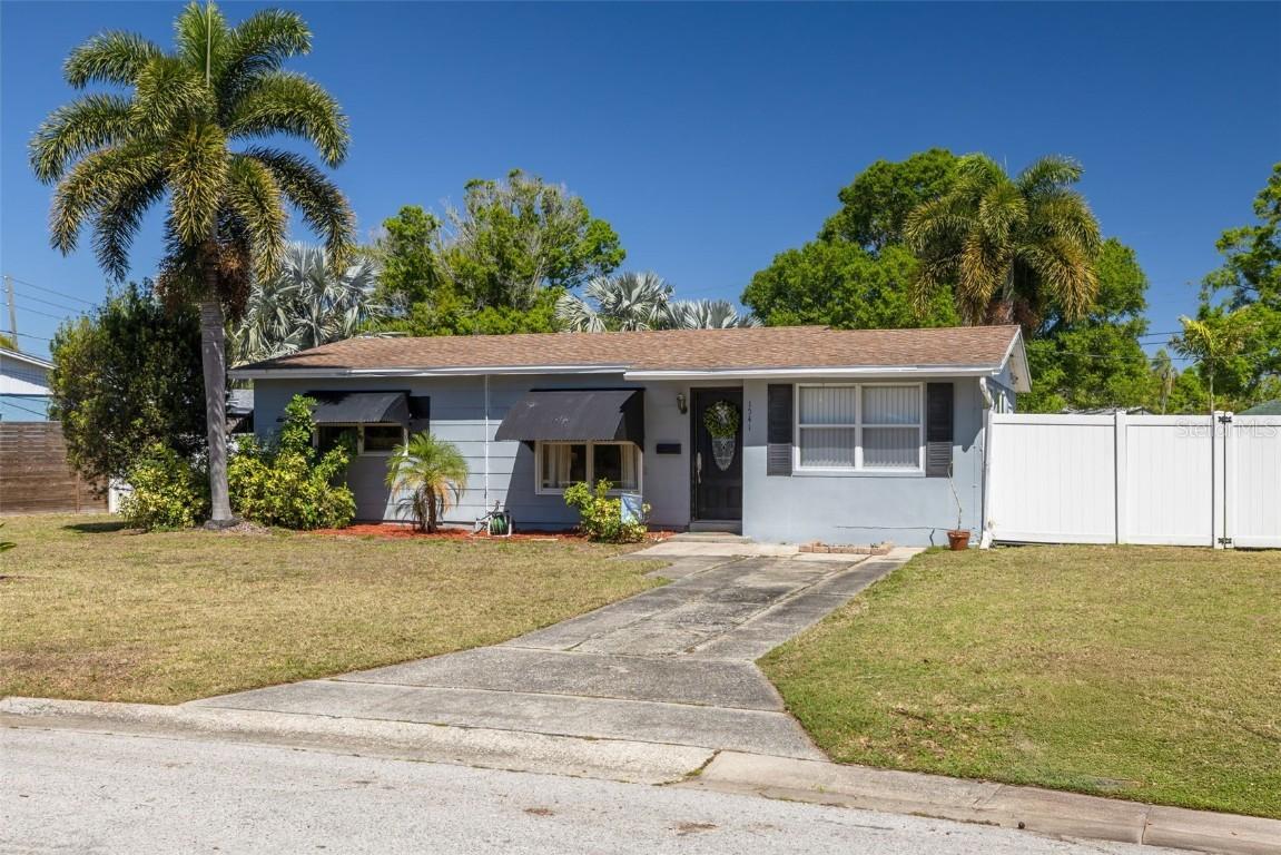 1541 68th Ave., St Petersburg, FL 33702