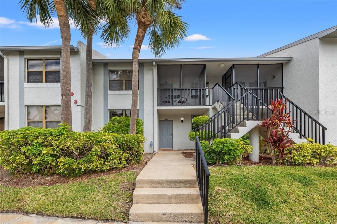 1998 Blue Hawk Ct. #1613, Clearwater, FL 33762