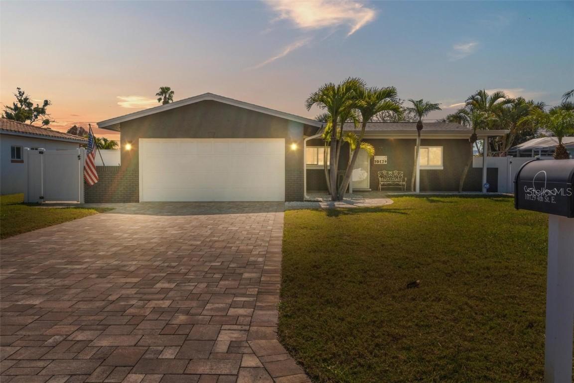 10129 4th St., Treasure Island, FL 33706