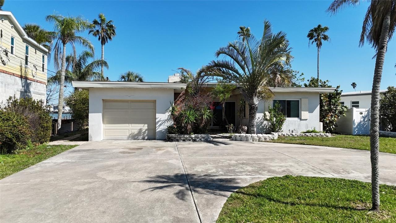 15507 Redington Dr., Redington Beach, FL 33708