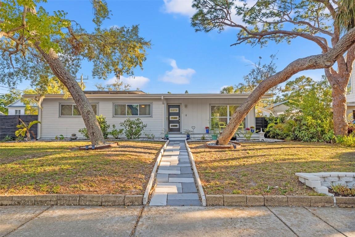 7200 3rd Ave., St Petersburg, FL 33710