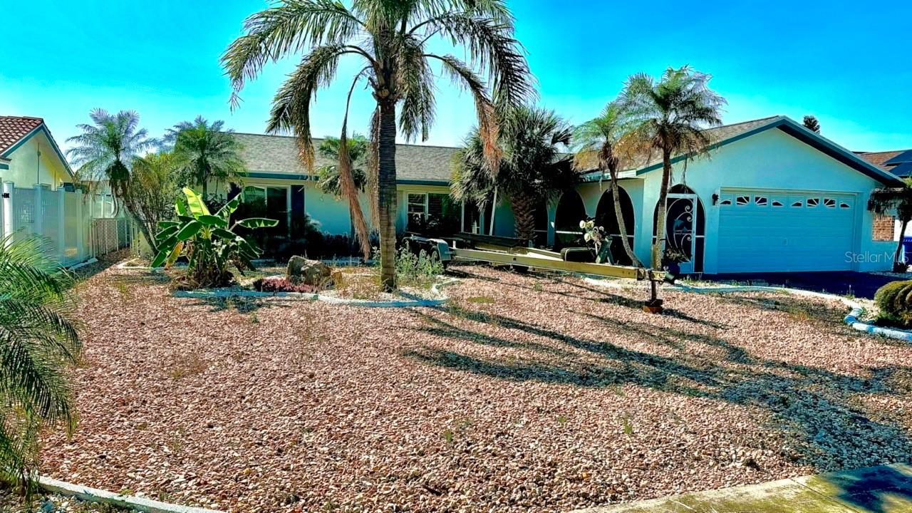 6526 Senegal Palm Way, Apollo Beach, FL 33572