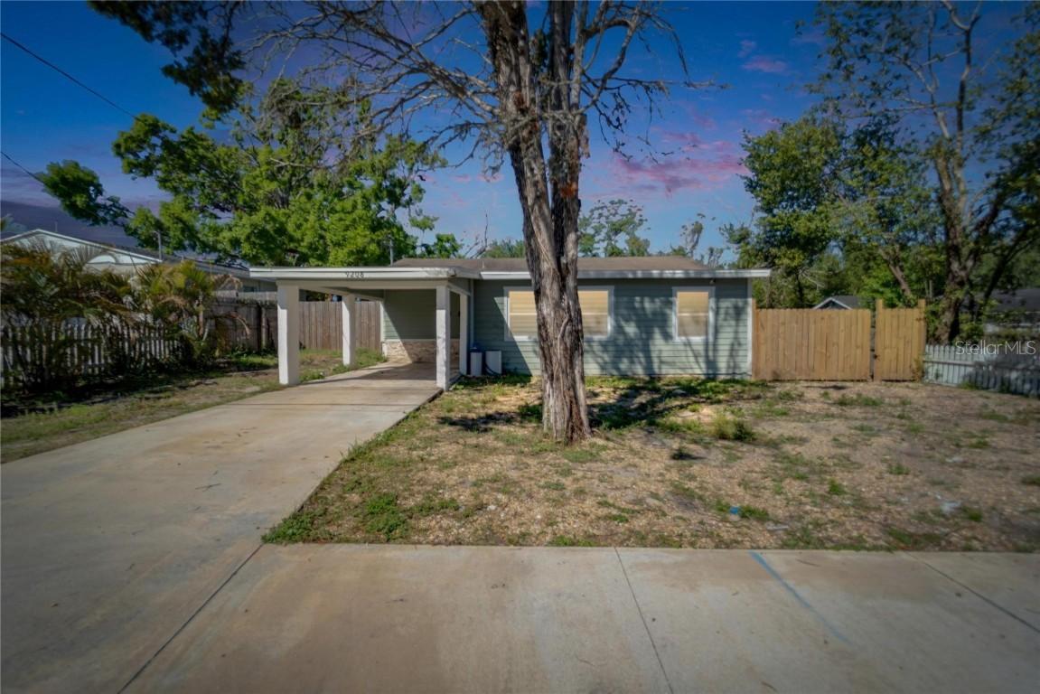 9208 N 27th St., Tampa, FL 33612