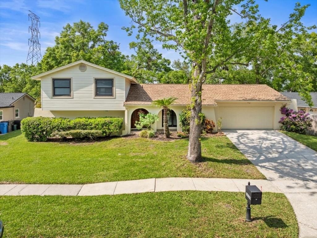 16320 Bonneville Dr., Tampa, FL 33624
