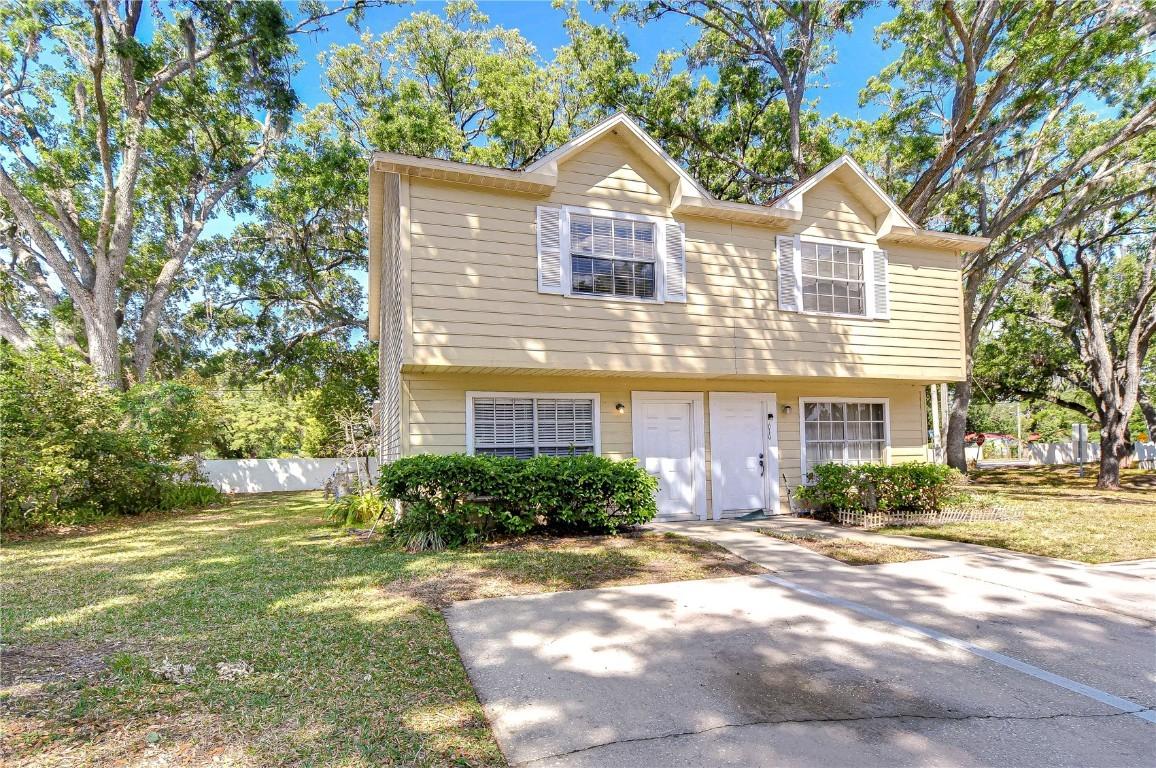 612 Saint Henry Dr., Brandon, FL 33511